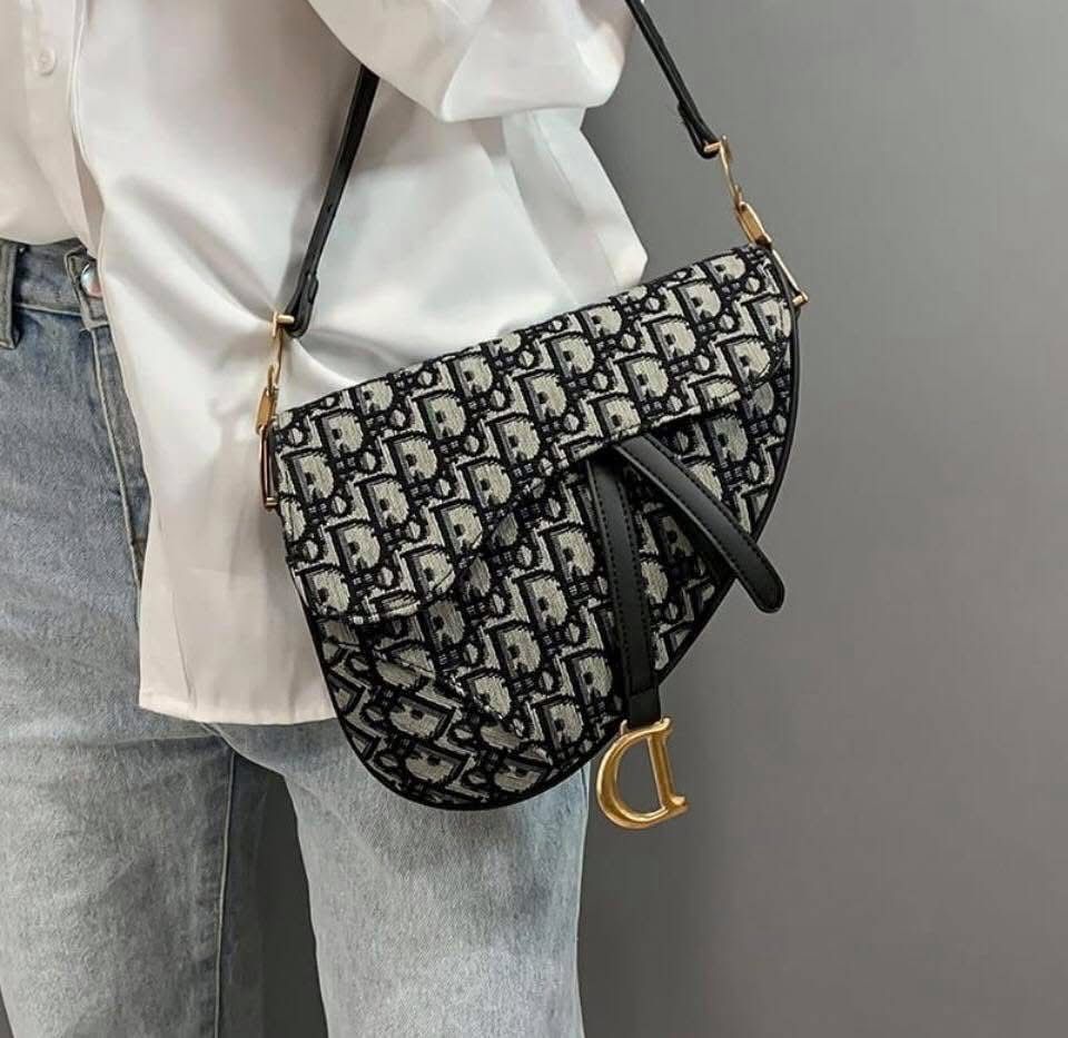 CHRISTIAN DIOR Saddle Bag