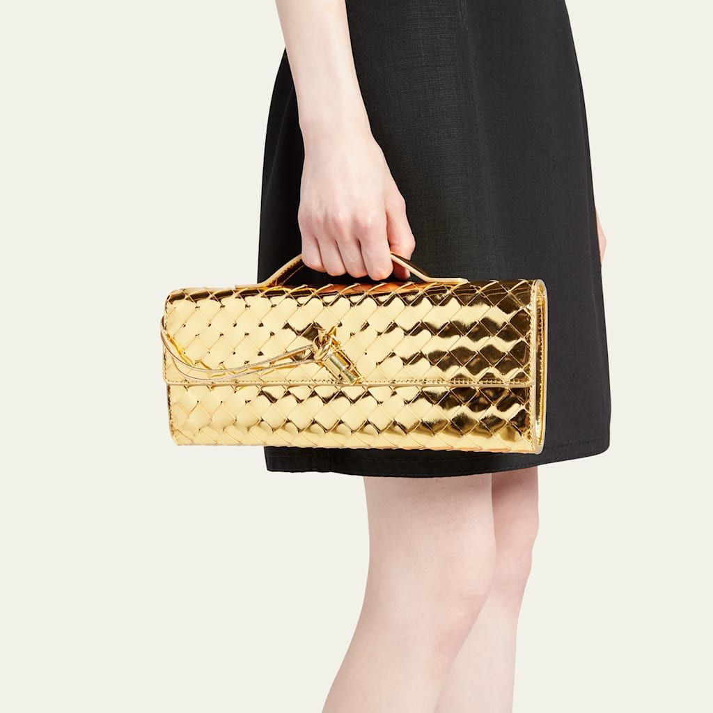 Bottega Veneta Andiamo Clutch — Modern Sophistication Redefined