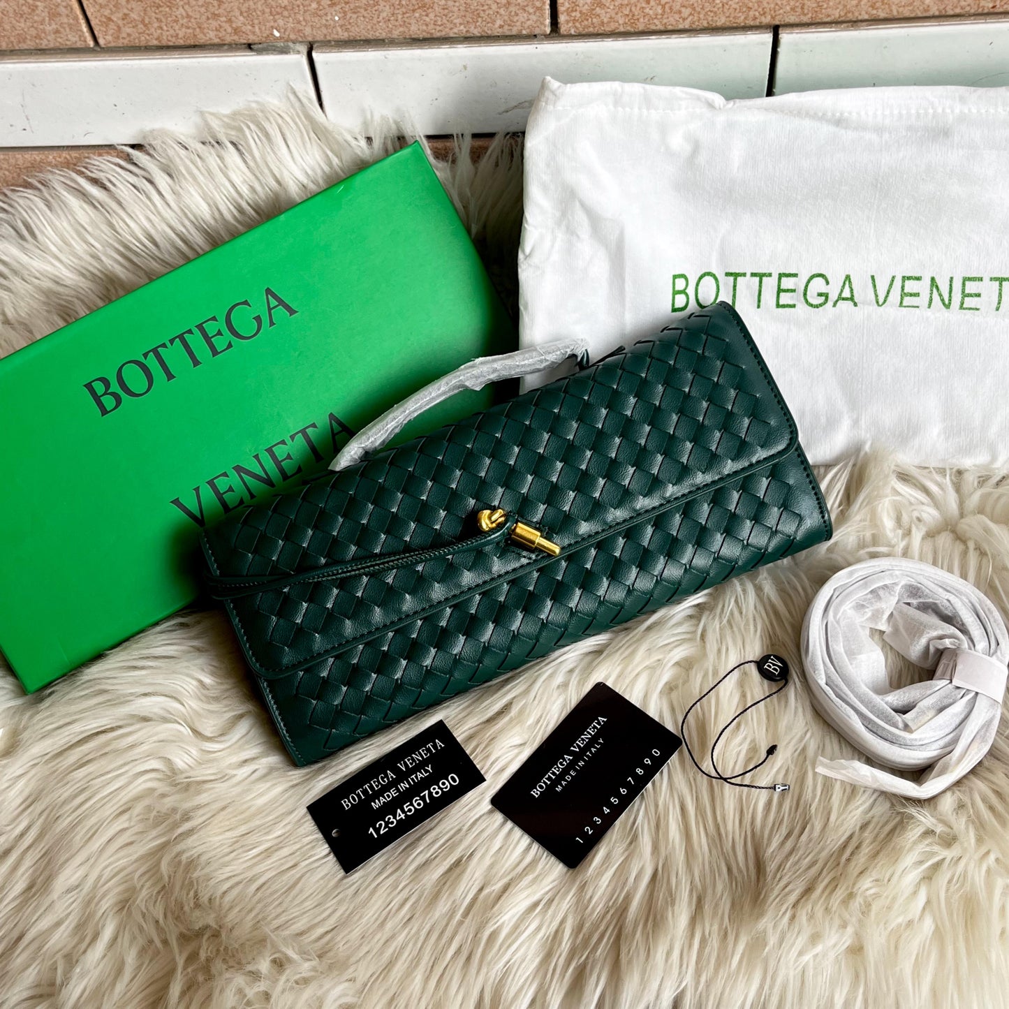 Bottega Veneta Andiamo Clutch — Modern Sophistication Redefined