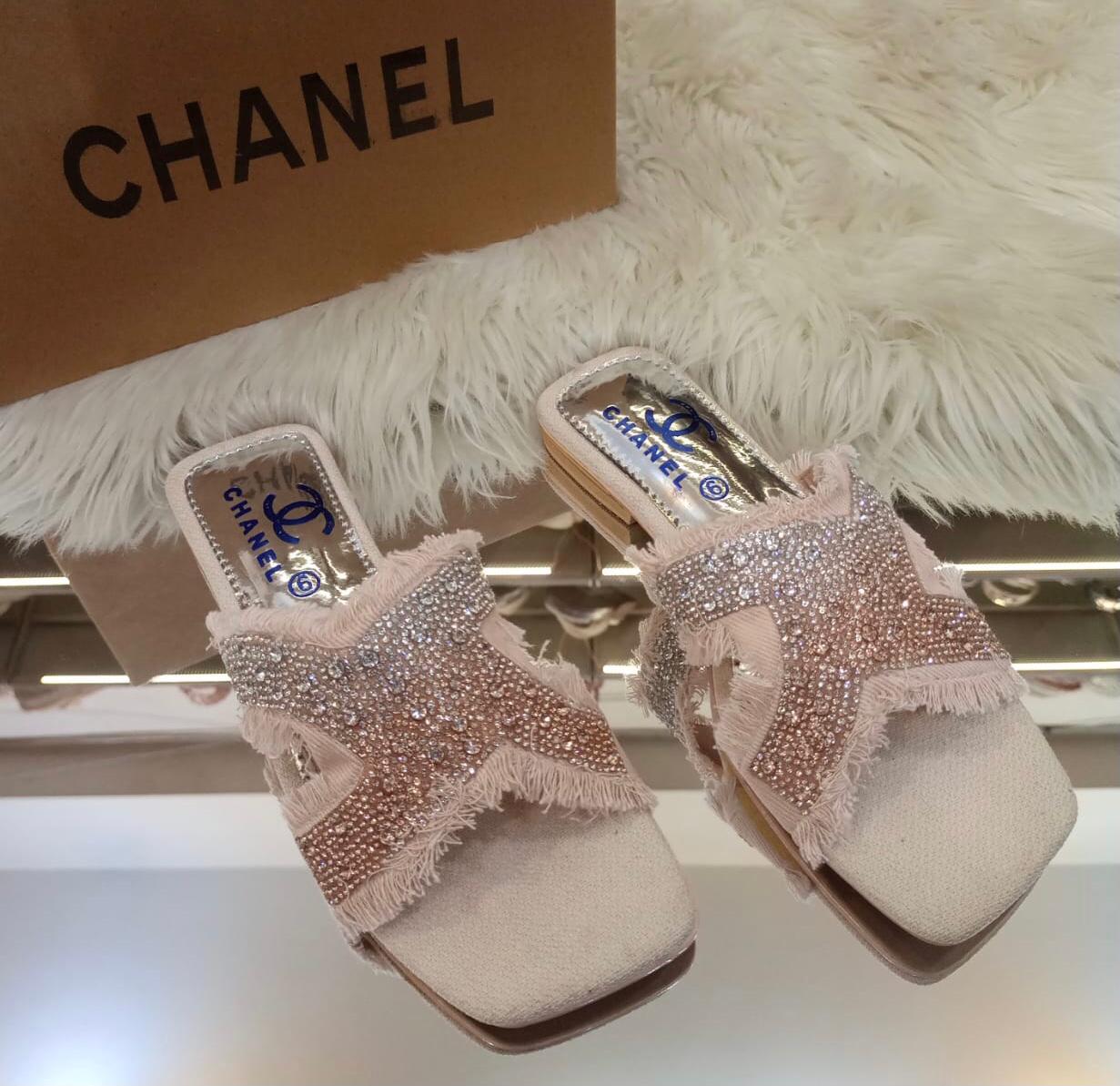 CHANEL Supreme Quality Fancy Flat Slippers (Jeans Edition)