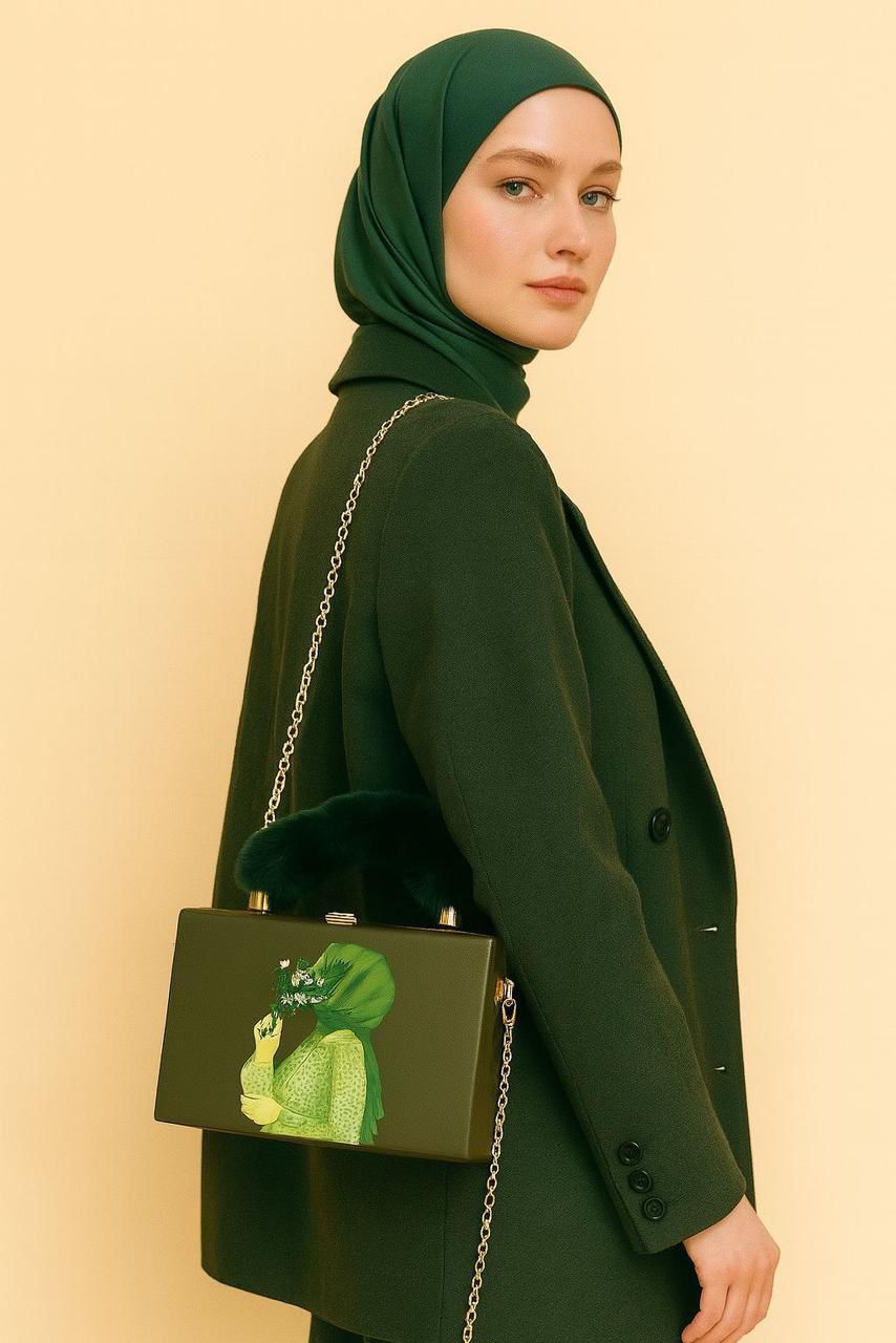 Master Quality handbag Clutch with Fur Handle