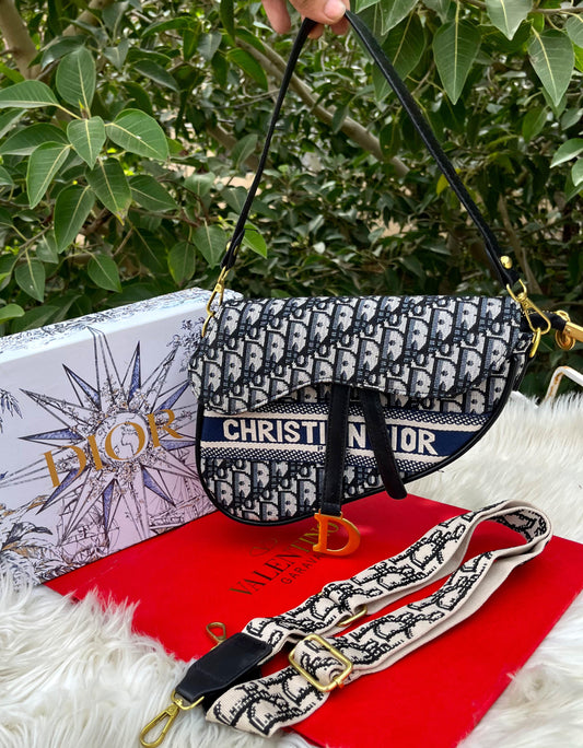 CHRISTIAN DIOR Saddle Bag