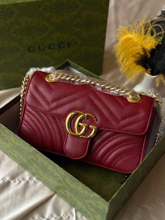 GUCCI Marmont Matelassé Shoulder Bag